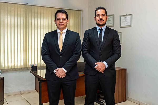 Advogados Fábio Dias da Silva e Evandro Monteiro dos Santos